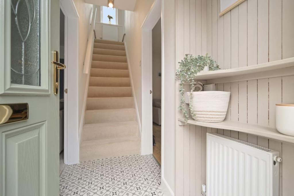 Picturesque Victorian Cottage Worcester Exterior foto